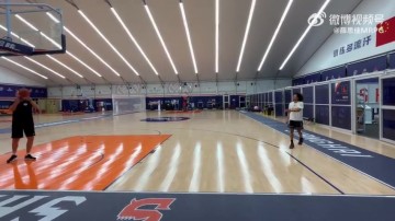 薛思佳:朱正今天落地上海&接受一队教练组考核 23号参加国青集训