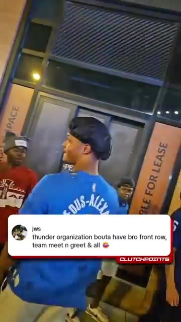 冷静!总决G4后一位雷霆球迷的亚历山大球衣被步行者球迷撕坏