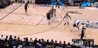 狂轰滥炸！穆雷干拔三分再中 掘金领先快船达到20分