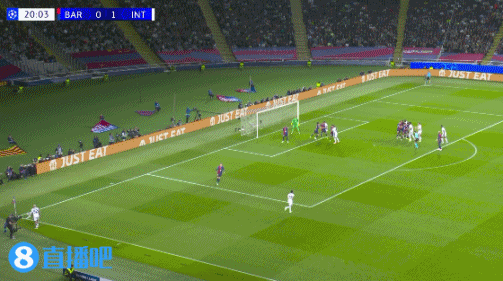 欧冠半决赛传射,邓弗里斯成为斯内德后首位做到这点的荷兰球员